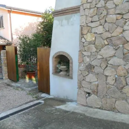 Casa Con Veranda A Pochi Passi Dal Mare